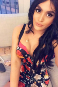 Arabik queen, active tongue kisses the most complete passive,an active in bed. 24years old, beautiful trans feminine and sensual, refined beauty, body 10. well equipped, with a tasty cock 19 cm real, active and passive, very complete in bed. A mistress as warm and sensual as vicious, explosive sex without limits. All services and more: tongue kisses, massages, mutual penetration, super French, Cuban, 69, lingerie, vibrators, S & M, fetish, rain , trios, games and fantasies, parties ... If you want total pleasure moments with a trans girl inolvidable.Yo'u the one you want.
Only what’s up for booking and photo and video ✅