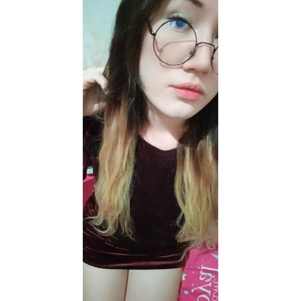 Hola soy una chica  trans y te ofrezco  mis servicios sexuales  soy una persona muy cariñosa  y complaciente  solo personas solvente gracias 