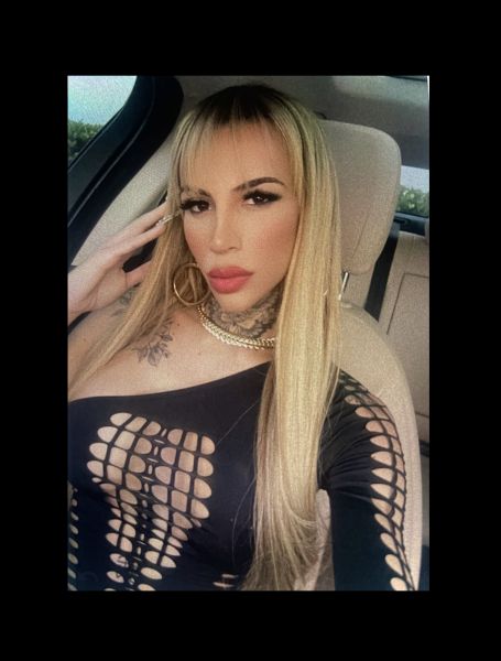 I am a transsexual that loves to make your wishes come true I’m into the best and the craziest just ask what you wish to know and if you live in in a different city fly me to you, let’s meet our wishes for you and me.