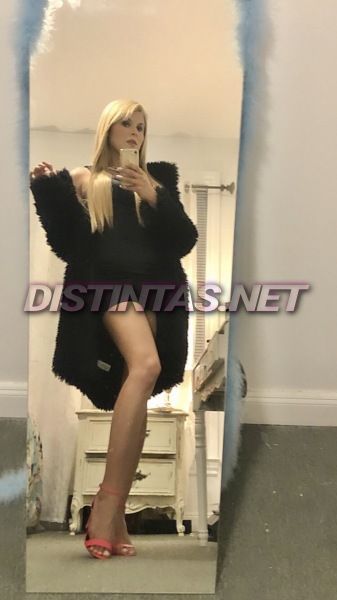 Hi, I'm Paris, a sweet and sensual trans girl, available to make all your senses explode.
 Complete Discretion if you are married.
 I do not accept vulgar language.
 I am available for FaceTime verification.
 Only sex with a condom.
 Also willing to sign a confidentiality agreement.

 Please I only...