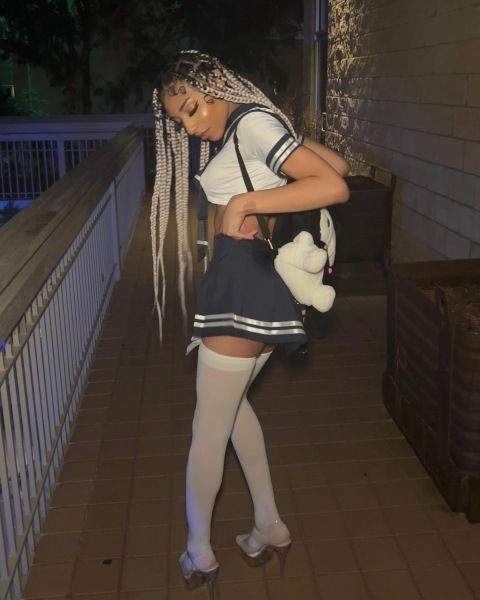 FinDomme. 

Where my subs at?