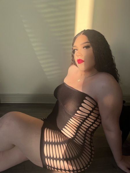 ⭐️⭐️⭐️⭐️⭐️⭐️⭐️⭐️⭐️⭐️⭐️⭐️⭐️⭐️⭐️⭐️⭐️⭐️

The ultimate feminine trans here to provide you a  unforgettable  & upscale experience. Come indulge in a perfect mixture of  femininity  & relaxation that will leave  you wanting more. When with me you will always feel at ease.

Everything you could want and de